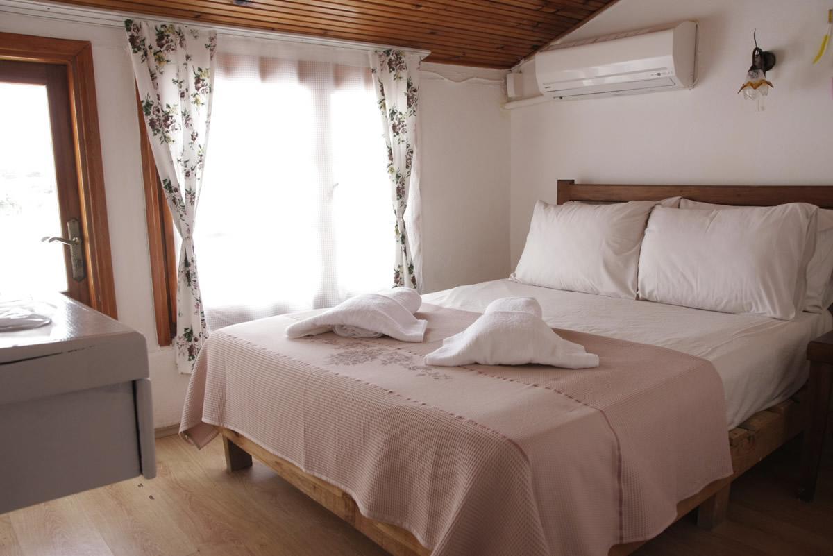 Bed and breakfast Bozcaada Boutique Extérieur photo